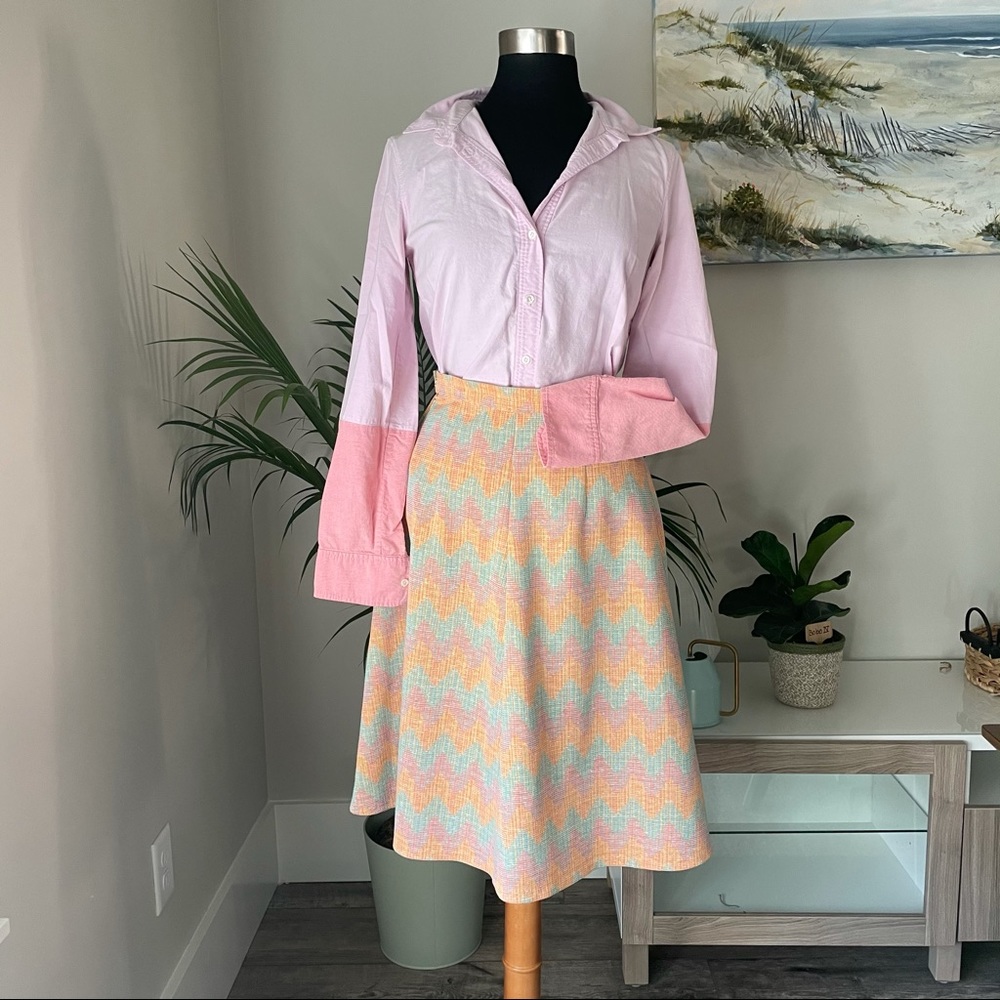 VINTAGE 1970s chevron A-line skirt